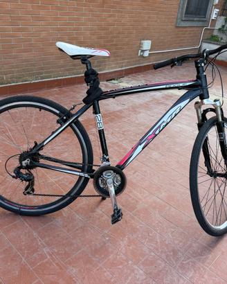 XMR Rogue, a versatile hybrid/trekking bicycle