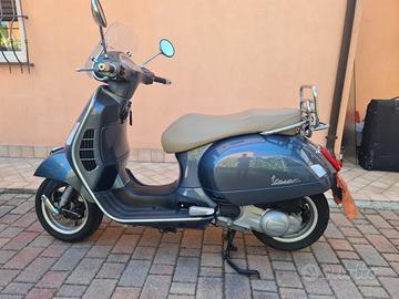 Vespa 300 GTS