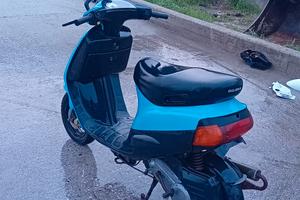 piaggio zip