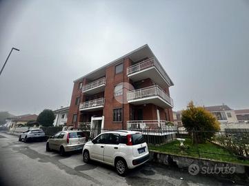 3 LOCALI A MONCALIERI