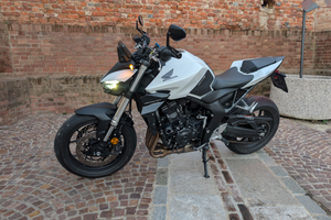 Honda CB1000 Hornet 2025