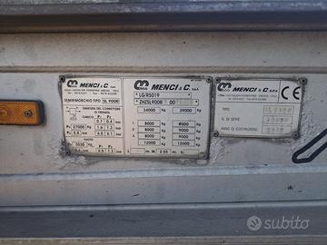 trattore stradale iveco stralis piu vasca menci