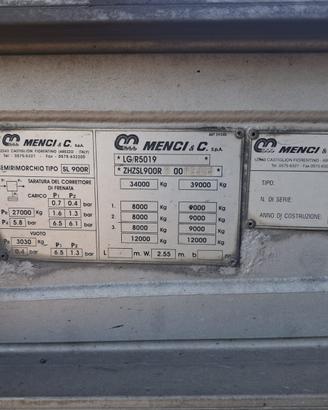 trattore stradale iveco stralis piu vasca menci