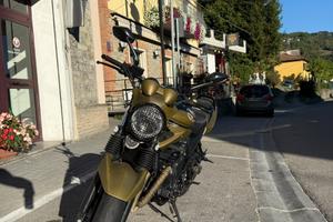 Suziky bandit 650 2005