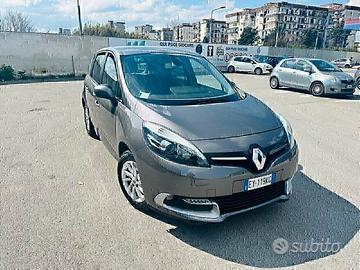 Renault Scenic Renault Scenic Scénic 1.5 dCi 110CV