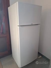frigorifero con congelatore 