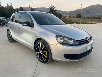 Volkswagen Golf 1.6 TDI DPF 5p. Highline