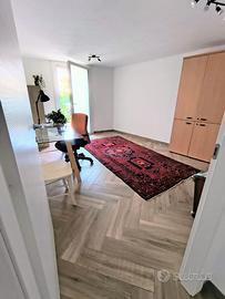 Stanza con bagno privato - utenze incluse