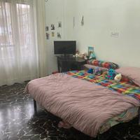 Ampia camera matrimoniale con balcone