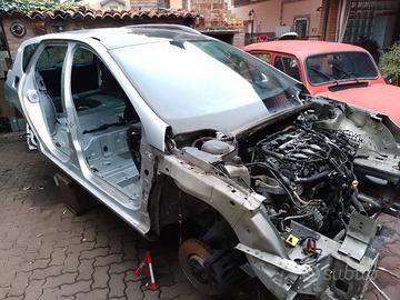 Peugeot 407 solo per ricambi