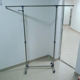 Stand attaccapanni appendiabiti 