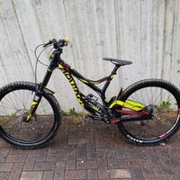 DEVINCI  Wilson - mtb downhill