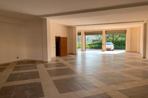 Negozio Locale Centro Commerciale del Sanni 335 mq