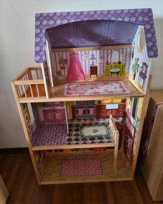 Casa di Barbie in legno della KidKraft