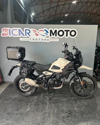 Royal Enfield Himalayan 450 super accessoriata