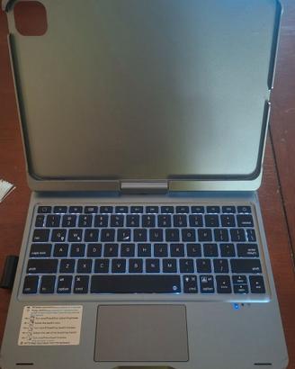 Custodia con tastiera per Ipad 10, 11 e Pro