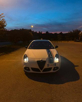 ALFA ROMEO GIULIETTA 1.6 105cv EXLUSIVE - 2016
