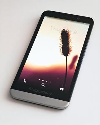 Blackberry Z30 (Sbloccato) • 2/16GB, 4G, AMOLED