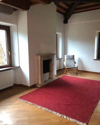 Appartamento su due livelli rif. PA154570