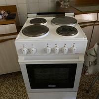 Cucina elettrica con piastre de longhi