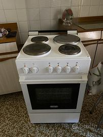 Cucina elettrica con piastre de longhi