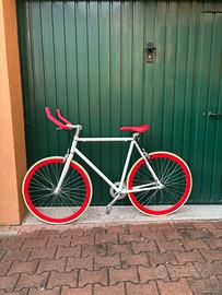 Bicicletta Scatto fisso
