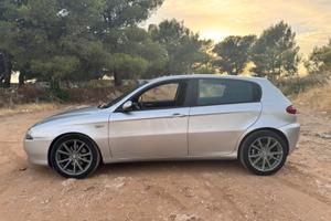 Alfa Romeo 147