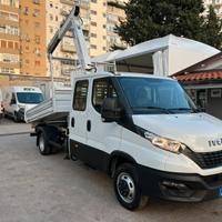 Iveco Daily 35C16 doppia cabina ribaltabile e gru