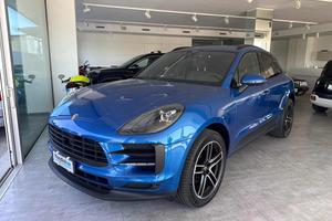 PORSCHE Macan 2.0