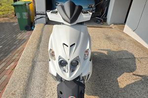 scooter 50 Phantom f12