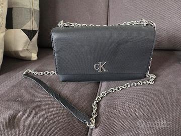 Borsa a tracolla Calvin Klein nera