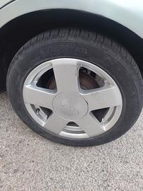 Cerchi in lega 15 per ford fiesta con gomme estive