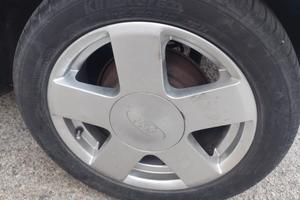 Cerchi in lega 15 per ford fiesta con gomme estive