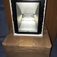 Faro OPTEC con adattatore binario ERCO