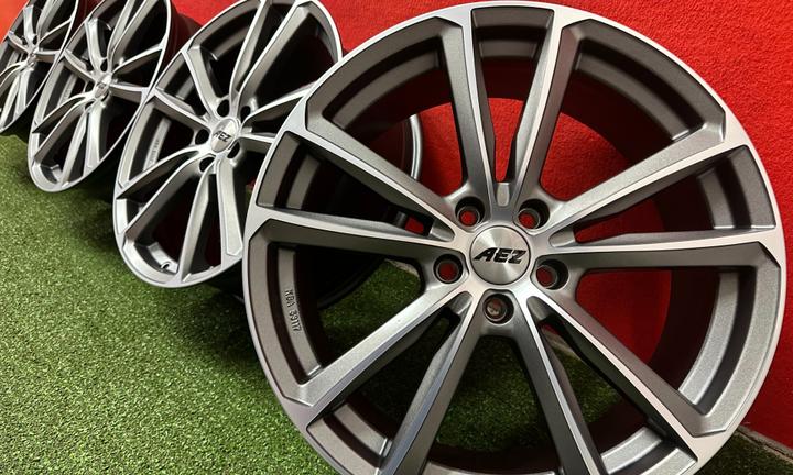 Cerchi Volvo Jaguar Range Ford Land Rover8Jx18ET45