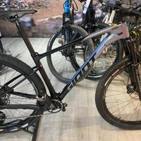 MTB Giant xtc 1.5 Advanced Tg. M ruote 29" telaio
