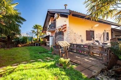 VILLA SINGOLA A LA CASSA