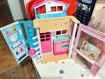 Casa barbie portatile