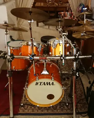 Batteria acustica Tama chiavi in mano