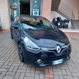 INDISTRUTTIBILE CLIO 1.5 EURO 6 PER NEOPATENTATI
