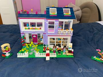 Lego Friends: La villetta di Emma (41095) del 2015
