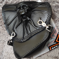 Borsa softail rarebag in cuoio con teschio