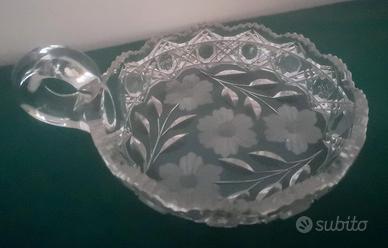 Cristalli lavorati e vetri decorati