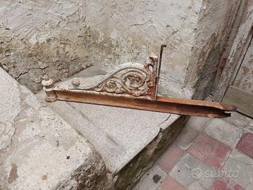 Antica mensola supporto reggi balcone ferro battut
