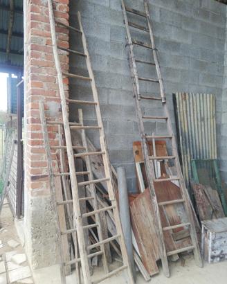 scale a pioli in legno antiche 