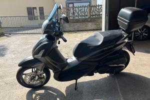Piaggio Beverly 350 Sport Touring i.e.