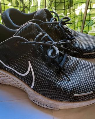 Scarpe Nike Invincible Run nere taglia 44