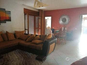 Appartamento arredato con box e sottotetto