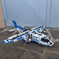 Aereo cargo Lego Technic 