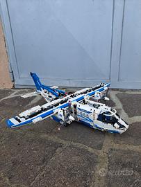 Aereo cargo Lego Technic 